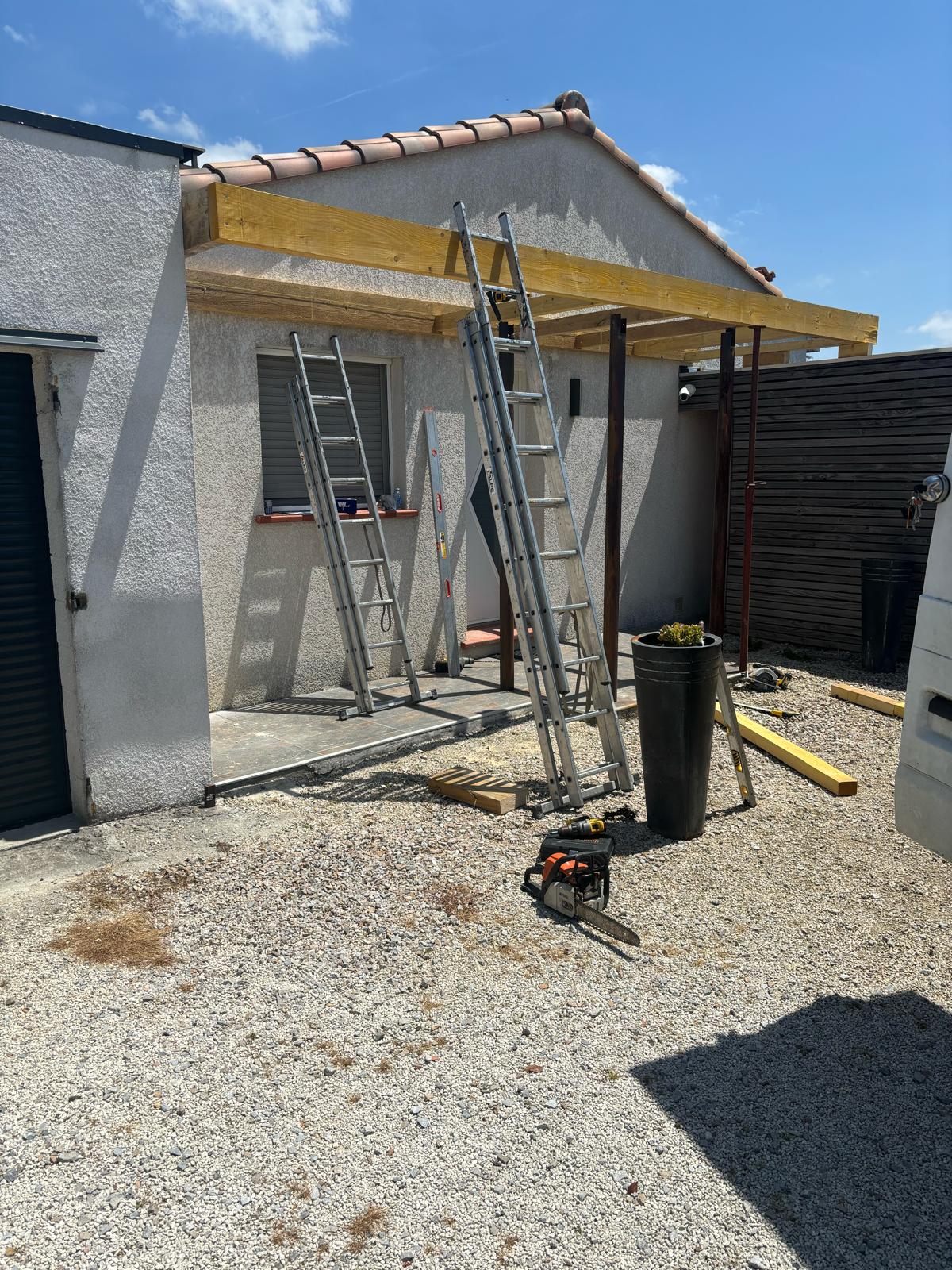 Avancee toiture toulouse 31000